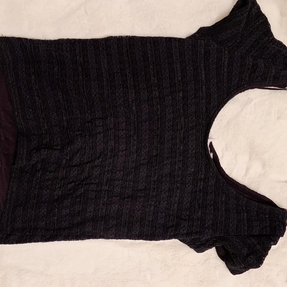 Black crop top